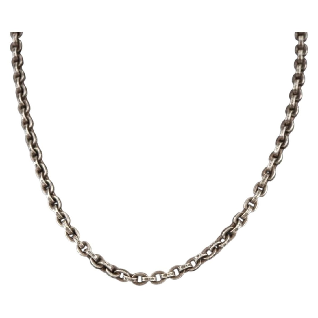 Chrome Hearts Ag925 Silver Paper Chain Necklace 18 Inches Authentic: Chrome Hearts Ag925 Silver Paper Chain Necklace 18 Inches Authentic This stunning Chrome Hearts Paper Chain Necklace is expertly crafted from high-quality Ag925 silver, showcasing a sleek and modern d