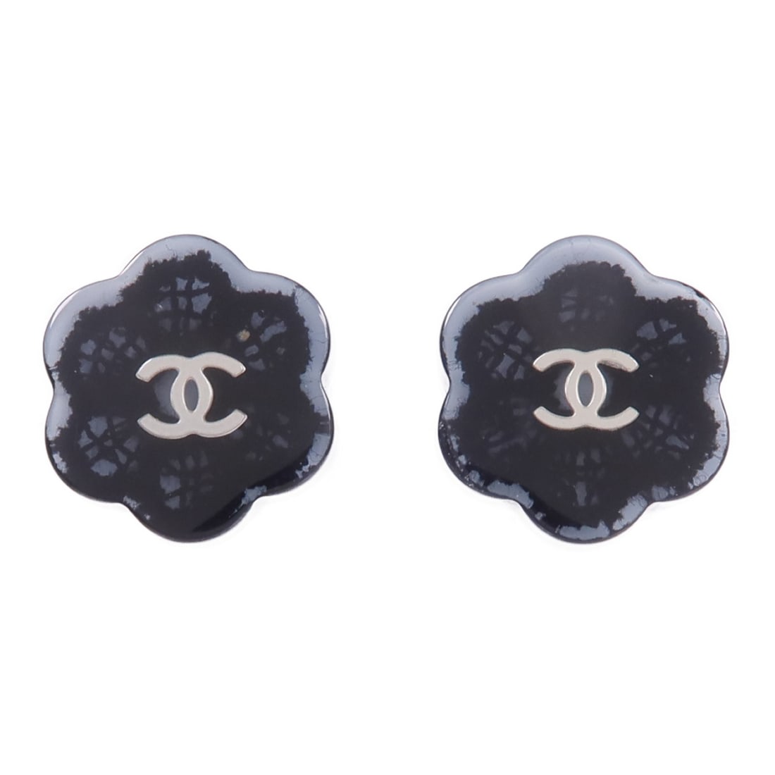 CHANEL CC Pierced Earrings in Black and Blue PVC: CHANEL CC Pierced Earrings in Black and Blue PVC CHANEL CC pierced earrings in black and blue PVC. This women's pair features the iconic CC motif and is made in France. Accessories are not included. C