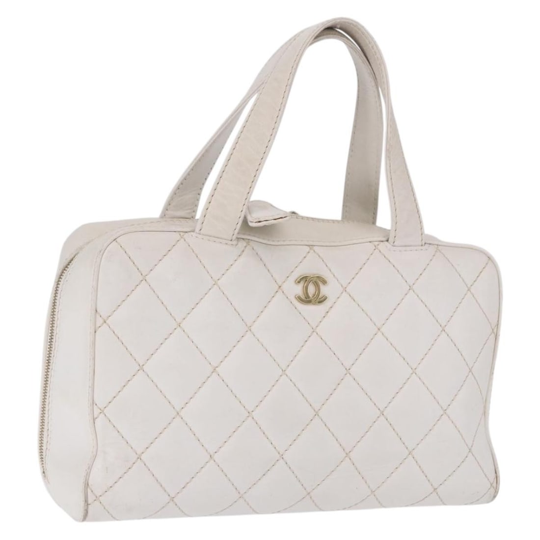 CHANEL Wild Stitch White Leather Handbag Gold Tone CC: CHANEL Wild Stitch White Leather Handbag Gold Tone CC Chanel Wild Stitch handbag in white leather with gold tone CC detailing. Made in Italy, this women's handbag is offered as the item only; box and 