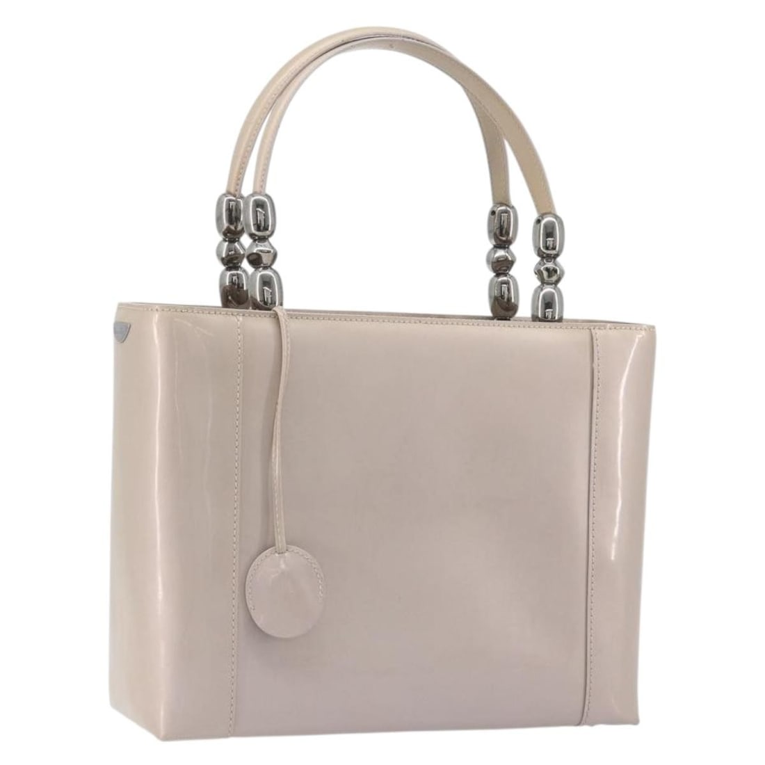 Christian Dior Maris patent leather handbag beige silver with key clochette: Christian Dior Maris patent leather handbag beige silver with key clochette Christian Dior Maris Pearl hand bag in beige and silver patent leather, made in Italy. The bag features a handle drop of app