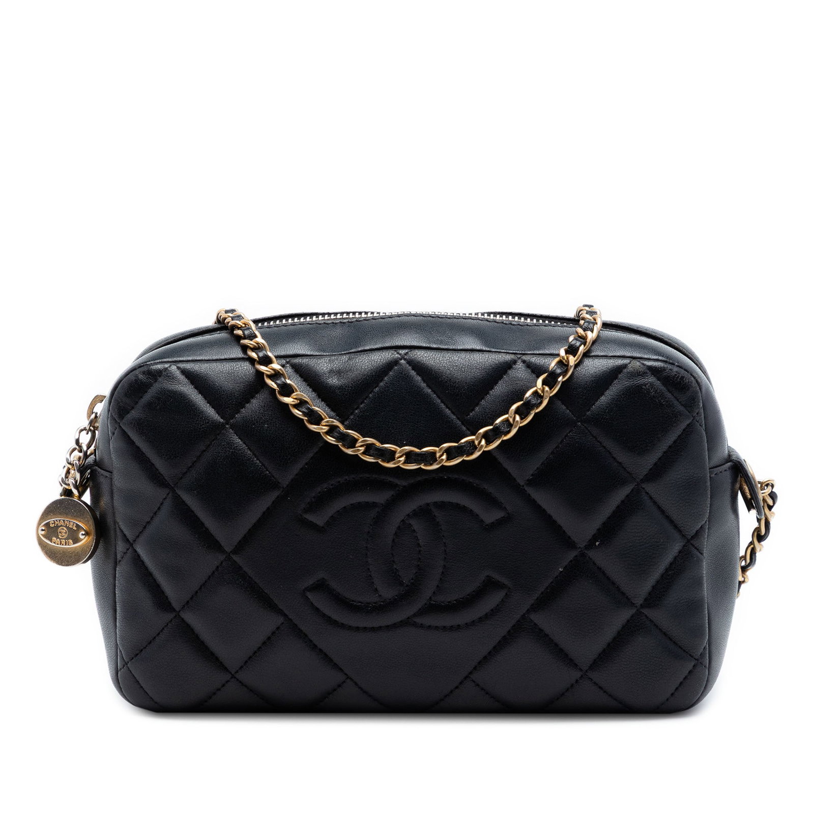 Chanel quilted lambskin crossbody camera bag CC Diamond: Chanel quilted lambskin crossbody camera bag CC Diamond This Chanel CC Quilted Lambskin Diamond Camera Bag is crafted from quilted lambskin leather in black and features a leather-woven chain strap wi