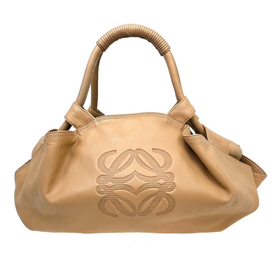 Loewe Anagram Logo Nappa Aire leather handbag beige: Loewe Anagram Logo Nappa Aire leather handbag beige Loewe Anagram Logo Nappa Aire Hand leather bag for women in beige. Made in Spain, this piece is described as being in good condition with light scra