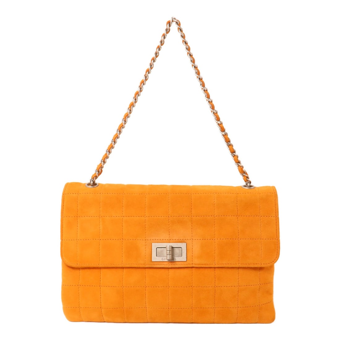 CHANEL CC Orange Suede Shoulder Bag with Silver Tone Chain: CHANEL CC Orange Suede Shoulder Bag with Silver Tone Chain CHANEL CC chain shoulder bag in orange suede with a turn-lock closure and interior open and zip pockets. Includes hologram sticker and guaran