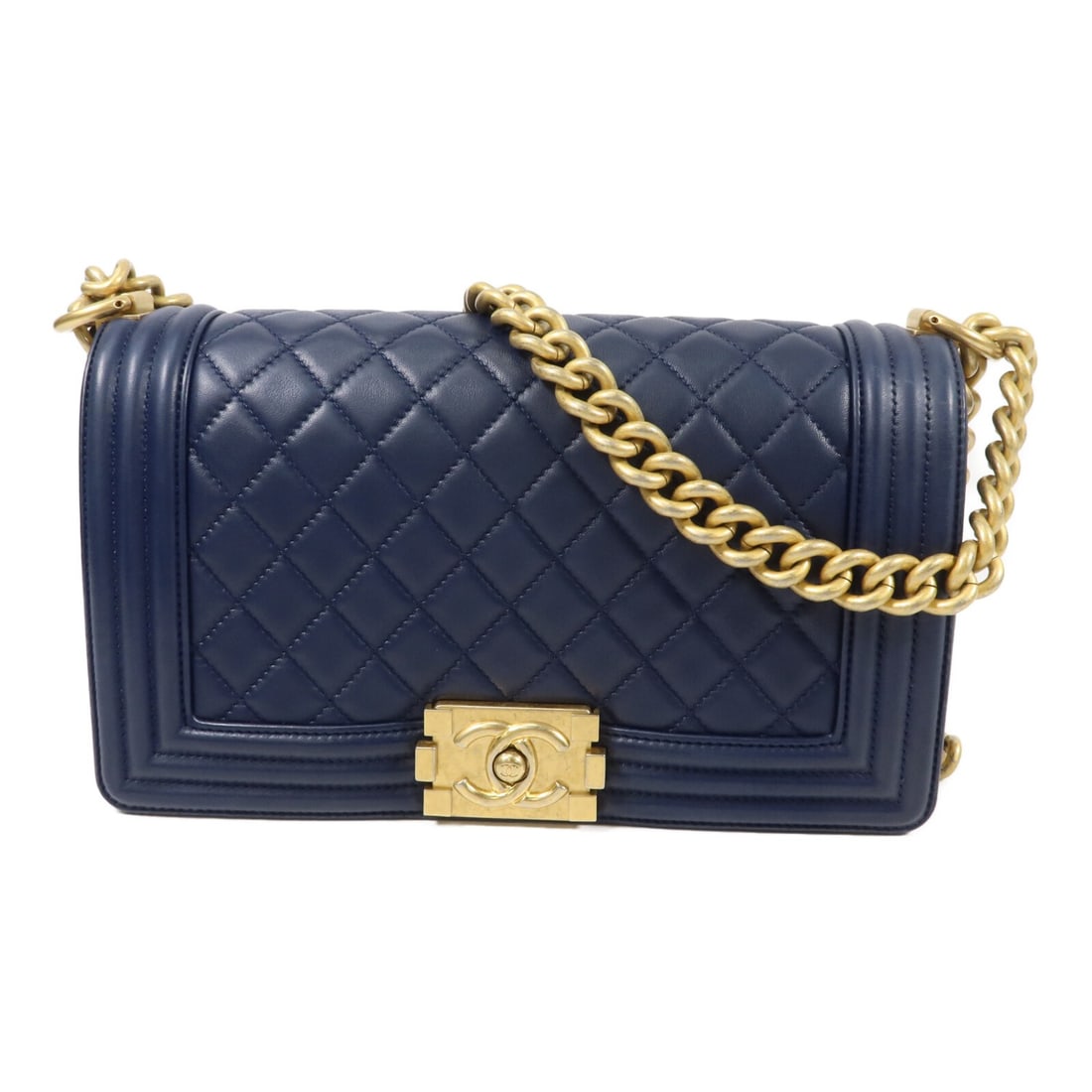 CHANEL Boy 25 A67086 Navy Leather Chain Shoulder Bag: CHANEL Boy 25 A67086 Navy Leather Chain Shoulder Bag CHANEL Boy 25 chain shoulder handbag in navy leather with the signature CC design. This women's shoulder bag features a flap style with an interior