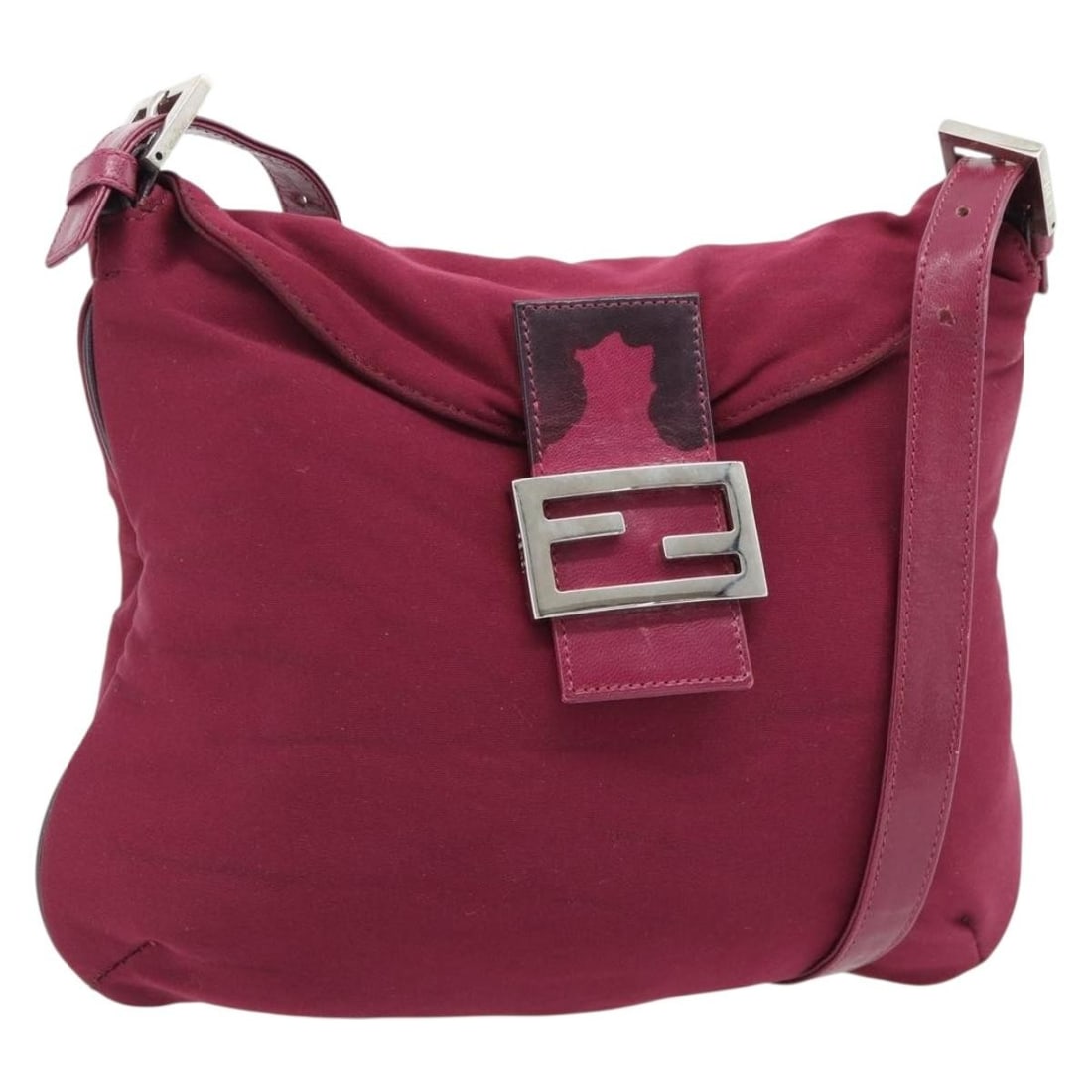 Fendi Mamma Baguette purple silver nylon shoulder bag Italy: Fendi Mamma Baguette purple silver nylon shoulder bag Italy This FENDI Mamma Baguette shoulder bag is crafted from purple and silver nylon and features a classic silhouette. Designed for women, it was