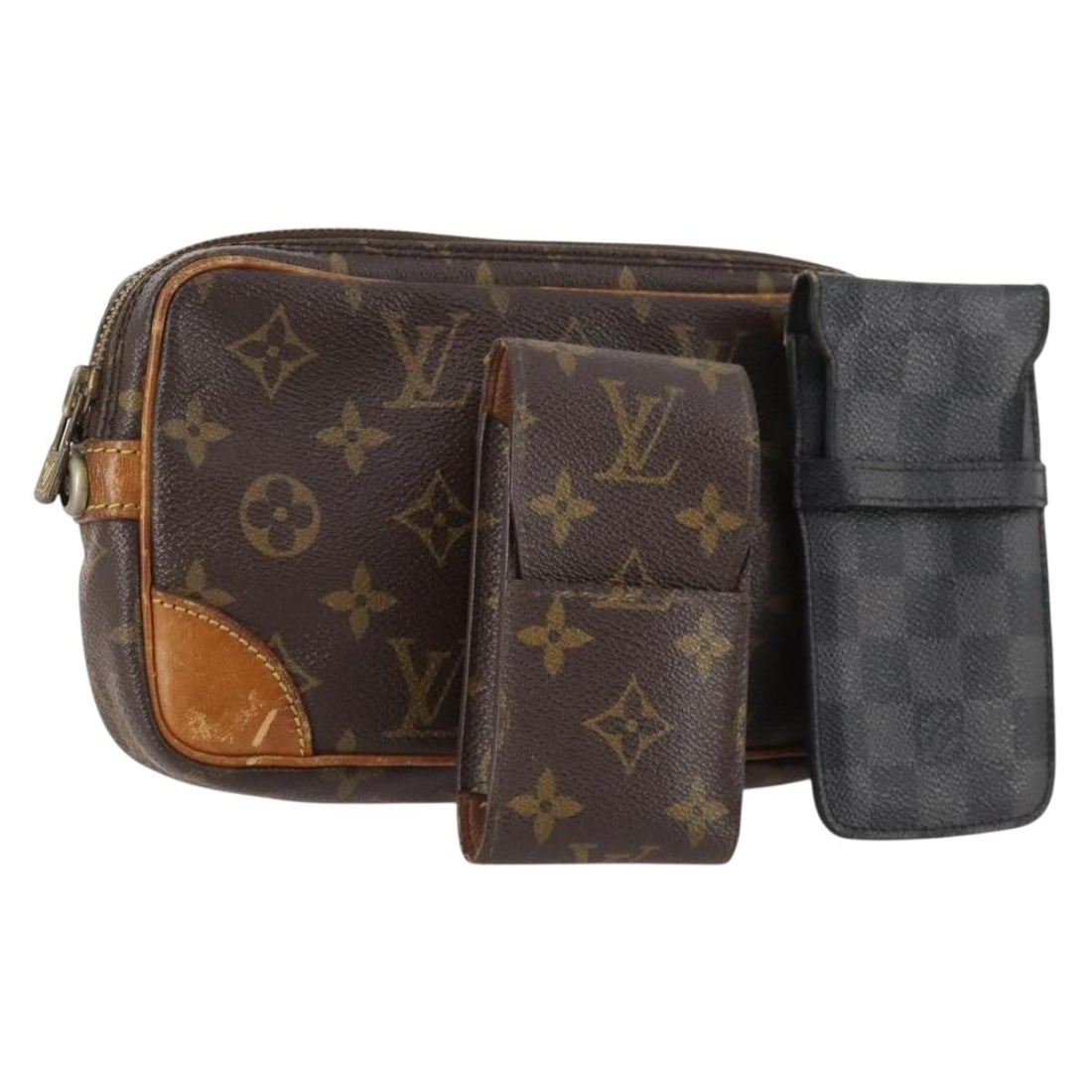 Louis Vuitton Damier Graphite Canvas Clutch Bag 3 Piece Set: Louis Vuitton Damier Graphite Canvas Clutch Bag 3 Piece Set Set of three Louis Vuitton clutch bags in Damier Graphite canvas. This bundle includes only the items shown in the photo and does not includ