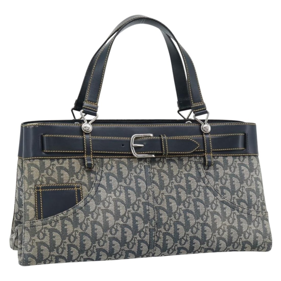 Christian Dior Trotter Canvas Handbag Navy Silver Italy: Christian Dior Trotter Canvas Handbag Navy Silver Italy Authentic Christian Dior Trotter canvas handbag in navy and silver. This women's handbag is made in Italy and features a classic Dior design. Pl