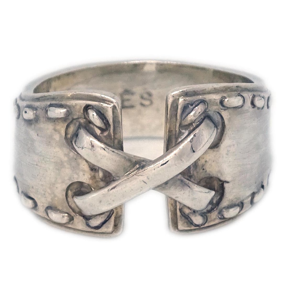 HERMES Vintage Sterling Silver Ring France Size 50: HERMES Vintage Sterling Silver Ring France Size 50 Vintage Hermes round ring crafted in silver SV925. This piece shows discoloration and scuffs consistent with use and remains in good condition overal