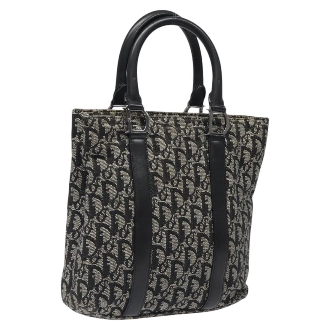 Christian Dior Black Silver Trotter Canvas Handbag Italy: Christian Dior Black Silver Trotter Canvas Handbag Italy Christian Dior handbag in black and silver Trotter canvas, made in Italy. This women's bag is offered without the original box or dust bag; onl