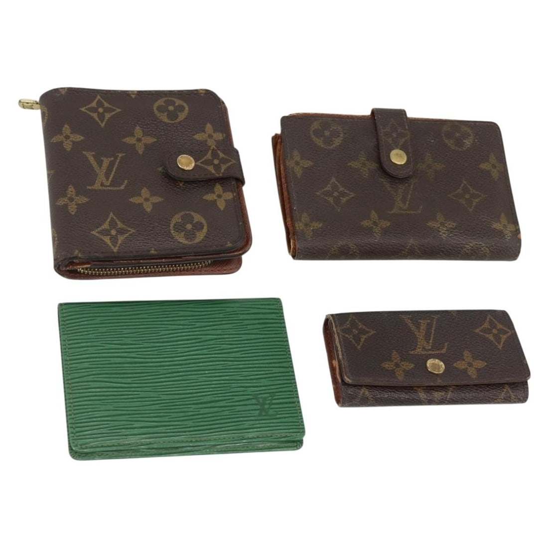 Set of 4 Louis Vuitton Monogram Canvas Wallets Green: Set of 4 Louis Vuitton Monogram Canvas Wallets Green Louis Vuitton wallet in Monogram Canvas with a Monogram/Green color combination, made in France and designed for women. This special bundle offer i