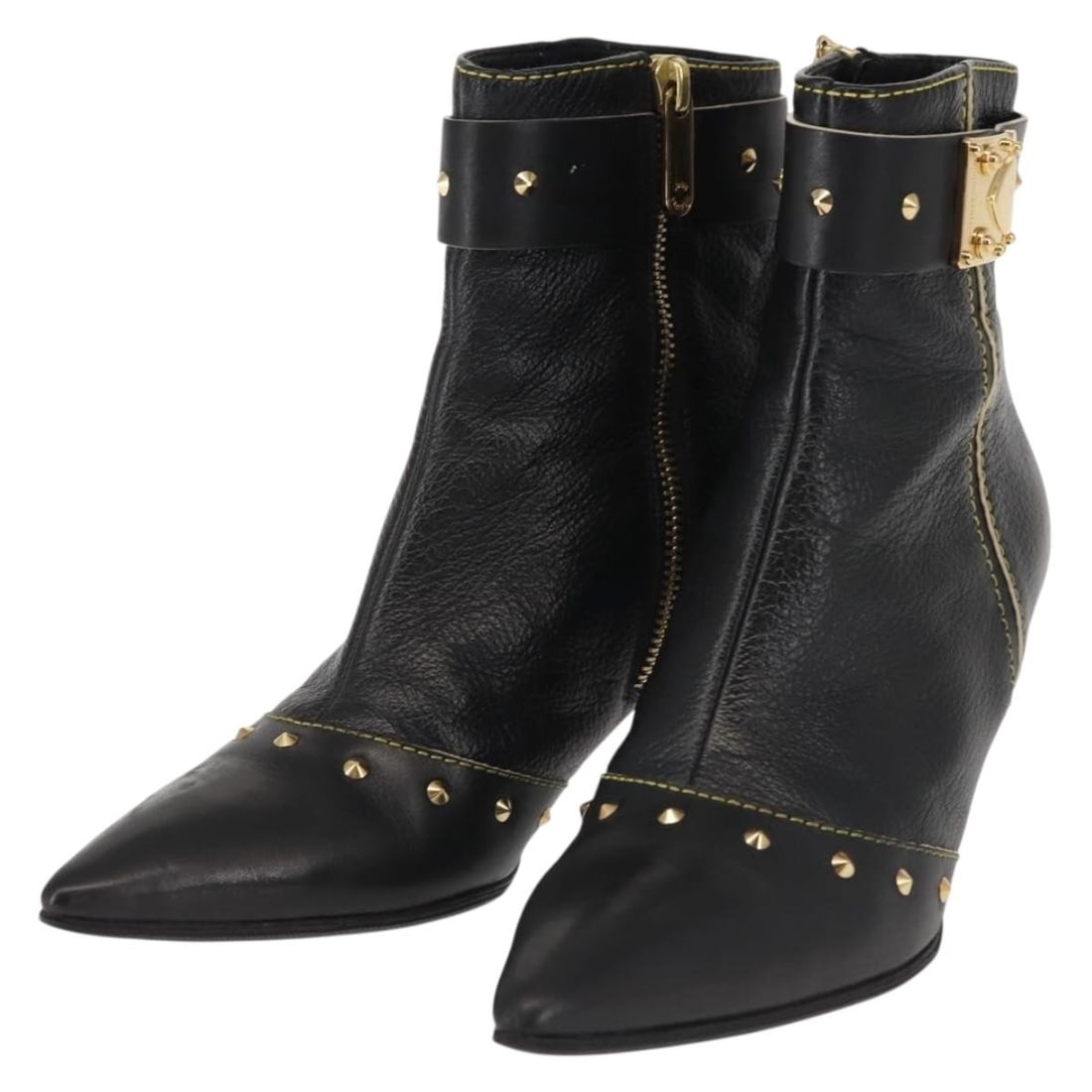 LOUIS VUITTON Black Gold Leather Short Boots 2.8in Heel Auth MA0073: LOUIS VUITTON Black Gold Leather Short Boots 2.8in Heel Auth MA0073 Elevate your footwear collection with these authentic Louis Vuitton short boots, crafted from premium Suhari leather in a striking b