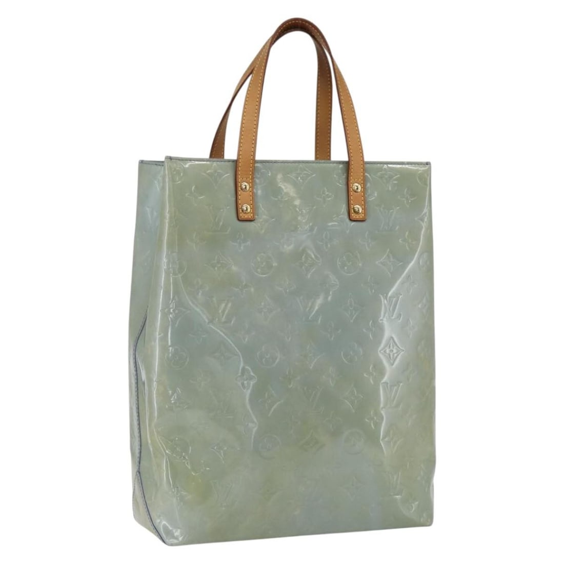 Lavande Vernis Reade MM Patent Leather Handbag by Louis Vuitton M91226: Lavande Vernis Reade MM Patent Leather Handbag by Louis Vuitton M91226 This Louis Vuitton Monogram Vernis Reade MM handbag features a Lavande-colored patent leather exterior. The bag is designed with 