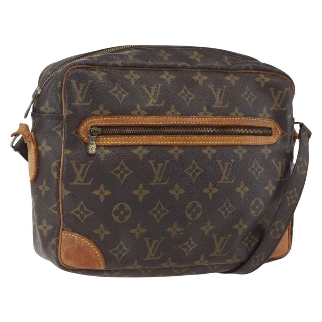 Louis Vuitton Monogram Canvas Potomac Shoulder Bag M45285 France: Louis Vuitton Monogram Canvas Potomac Shoulder Bag M45285 France This is a Louis Vuitton Monogram Potomac Shoulder Bag, model M45285. Crafted from signature monogram canvas, this women's shoulder bag 