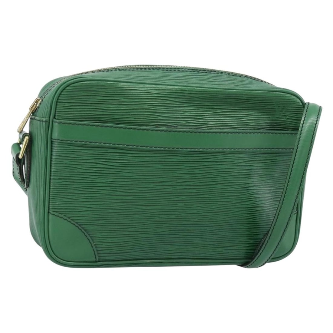 Louis Vuitton M52304 Trocadero 23 Epi Leather Shoulder Bag Green: Louis Vuitton M52304 Trocadero 23 Epi Leather Shoulder Bag Green Louis Vuitton Epi Trocadero 23 shoulder bag in green Epi leather. This women's shoulder bag is made in France and features an adjustabl