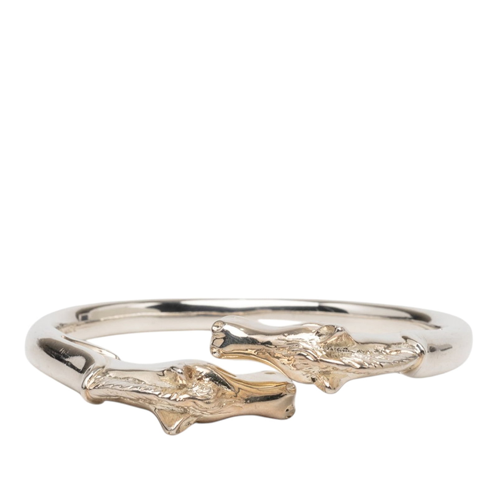 Hermes Ravinet d Enfert Double Horse Head Palladium Bracelet: Hermes Ravinet d Enfert Double Horse Head Palladium Bracelet Hermes Ravinet d Enfert double horse head bracelet in palladium plated metal. This costume jewelry piece comes with its box and dust bag. C