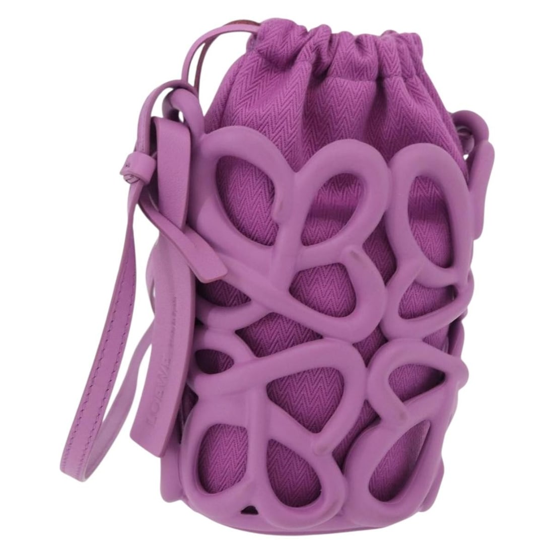 Loewe Anagram Inflated Pocket Purple Canvas Bag: Loewe Anagram Inflated Pocket Purple Canvas Bag Loewe Anagram Inflated Pocket bag in purple canvas. This female model is made in Spain and presents in very good overall condition with light signs of w
