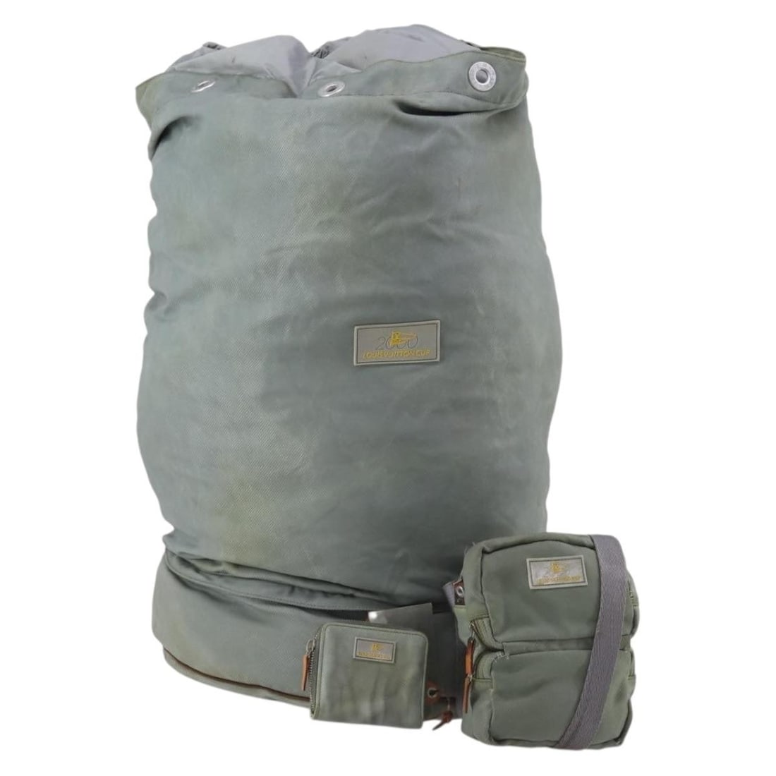 Louis Vuitton LV Cup gray nylon shoulder bag 3 piece set: Louis Vuitton LV Cup gray nylon shoulder bag 3 piece set Louis Vuitton LV Cup shoulder bag set in gray nylon. This special bundle includes three shoulder bags and is offered as a set only. The bags sh