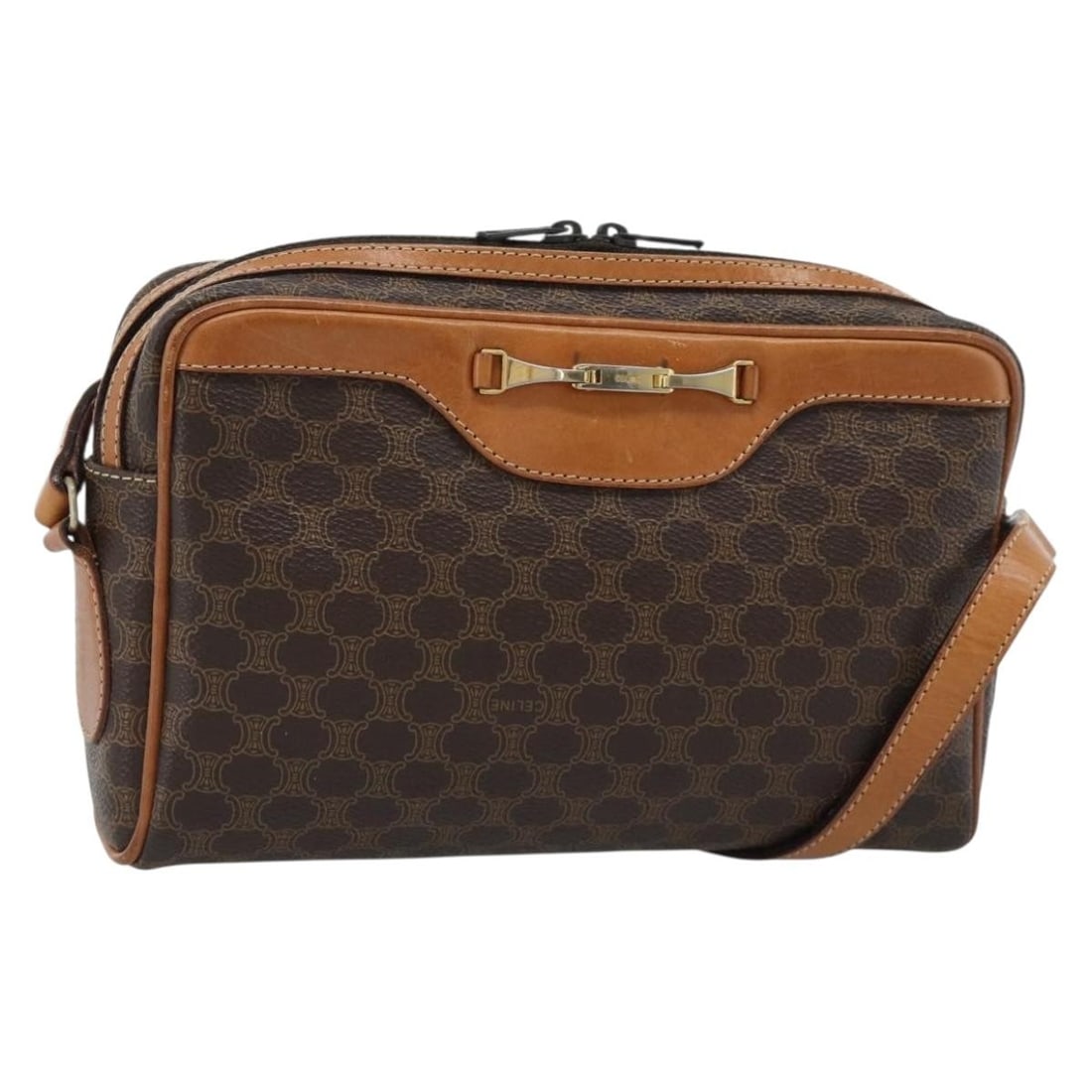 CELINE Macadam Shoulder Bag Brown PVC Leather Gold Tone: CELINE Macadam Shoulder Bag Brown PVC Leather Gold Tone Celine Macadam canvas shoulder bag in brown with gold-tone accents, crafted with PVC leather trim and made in Italy. This women's shoulder bag i