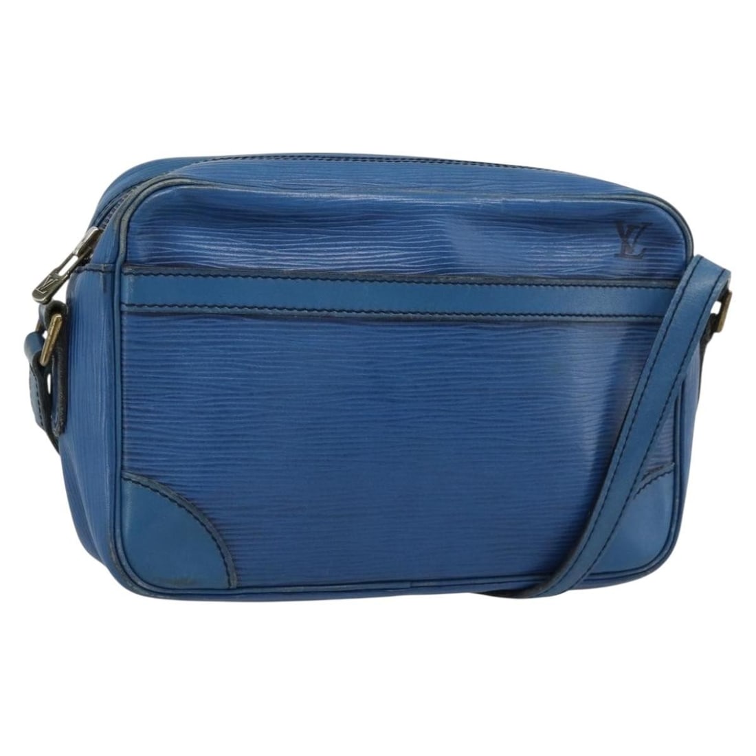 Louis Vuitton M52305 Epi Leather Shoulder Bag Blue Trocadero 23: Louis Vuitton M52305 Epi Leather Shoulder Bag Blue Trocadero 23 Louis Vuitton Trocadero 23 shoulder bag in blue Epi leather. This women's bag features an adjustable shoulder strap and is made in Franc
