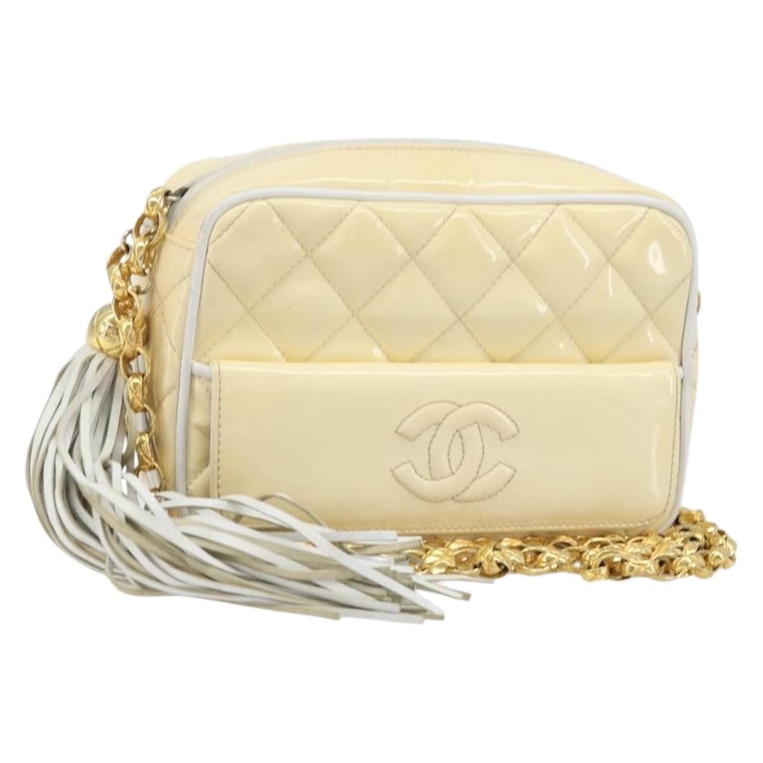 CHANEL CC Patent Leather Shoulder Bag Beige Gold: CHANEL CC Patent Leather Shoulder Bag Beige Gold Chanel chain shoulder bag in beige patent leather with gold-tone CC detailing. This women's bag is made in Italy and includes only the item shown; the 