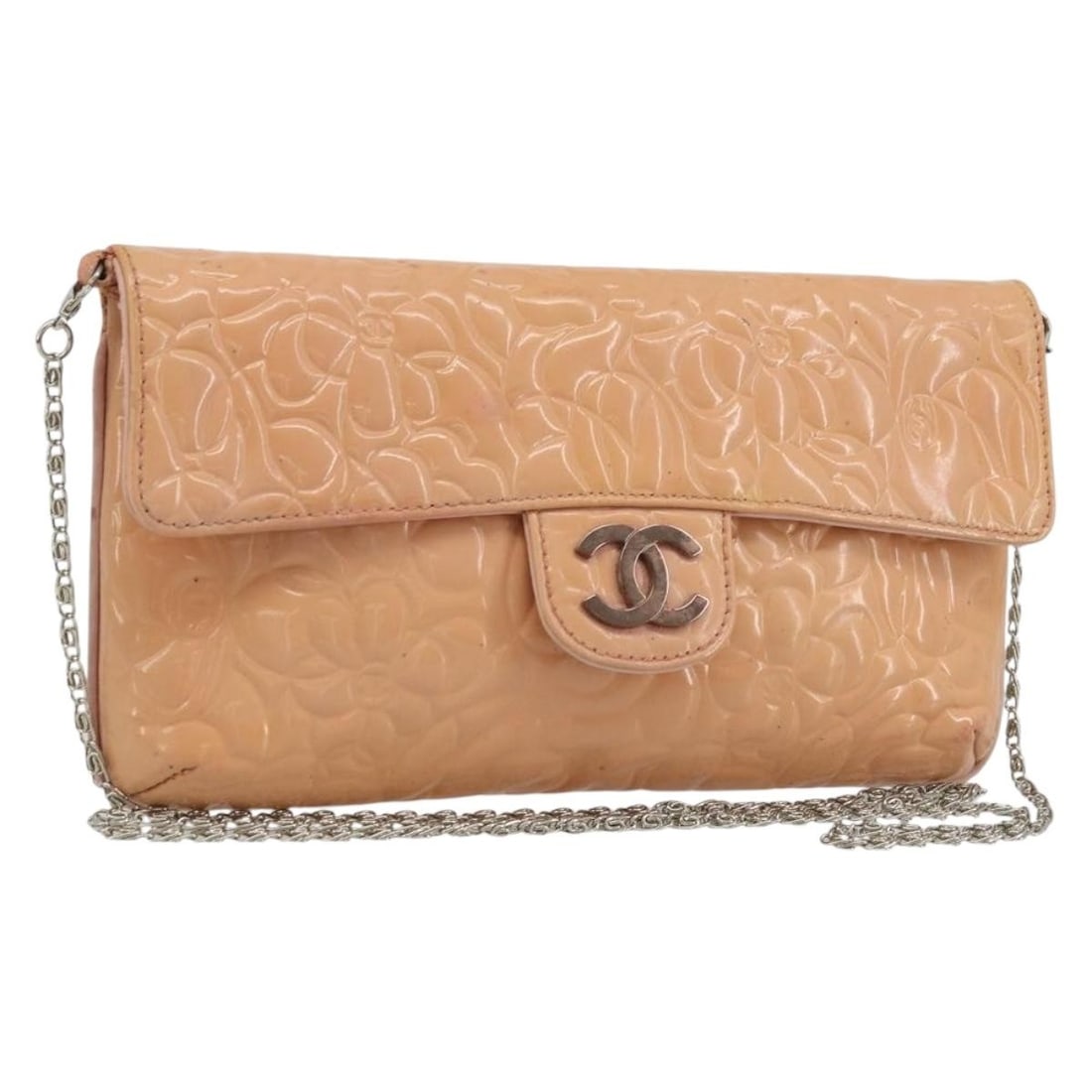 CHANEL CC Pink Patent Leather Shoulder Bag with Dust Bag: CHANEL CC Pink Patent Leather Shoulder Bag with Dust Bag Authentic Chanel chain shoulder bag in pink patent leather with silver-tone CC detailing. This women's shoulder bag includes a dust bag and sho