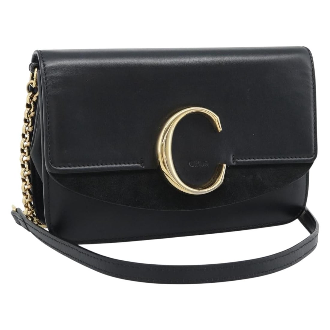 Chloe Black Leather Shoulder Bag with Gold Tone Chain: Chloe Black Leather Shoulder Bag with Gold Tone Chain Chloe chain shoulder bag in black leather with gold tone accents. Made in Italy, this women's shoulder bag includes a dust bag and item box. Condi