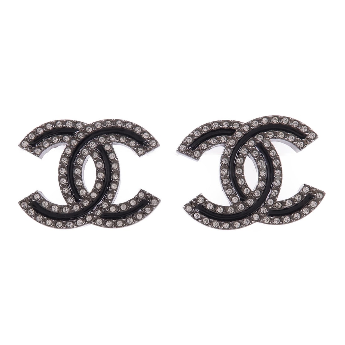 CHANEL CC Metal Earrings Black Clear with Box: CHANEL CC Metal Earrings Black Clear with Box CHANEL CC earrings in black and clear metal, presented in very good AB condition. The pair comes with a storage box and features the CHANEL CC design in a