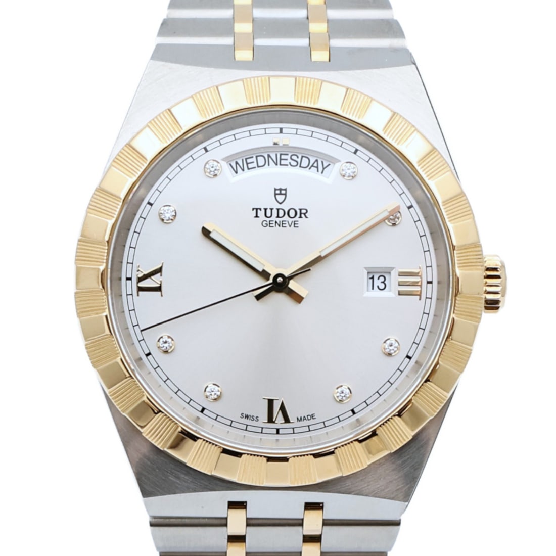 TUDOR 28603 Royal mens automatic wristwatch steel and 18K yellow gold: TUDOR 28603 Royal mens automatic wristwatch steel and 18K yellow gold TUDOR Royal Automatic Watch 28603 is a men's wristwatch with a silver stainless steel and K18 yellow gold design. It features auto