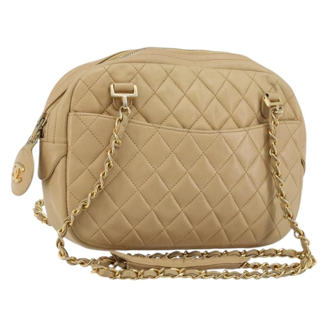 CHANEL Beige Leather CC Chain Shoulder Bag Gold Tone: CHANEL Beige Leather CC Chain Shoulder Bag Gold Tone Authentic CHANEL chain shoulder bag in beige leather with gold-tone CC detailing. This women's shoulder bag is made in France and shows heavy use, 