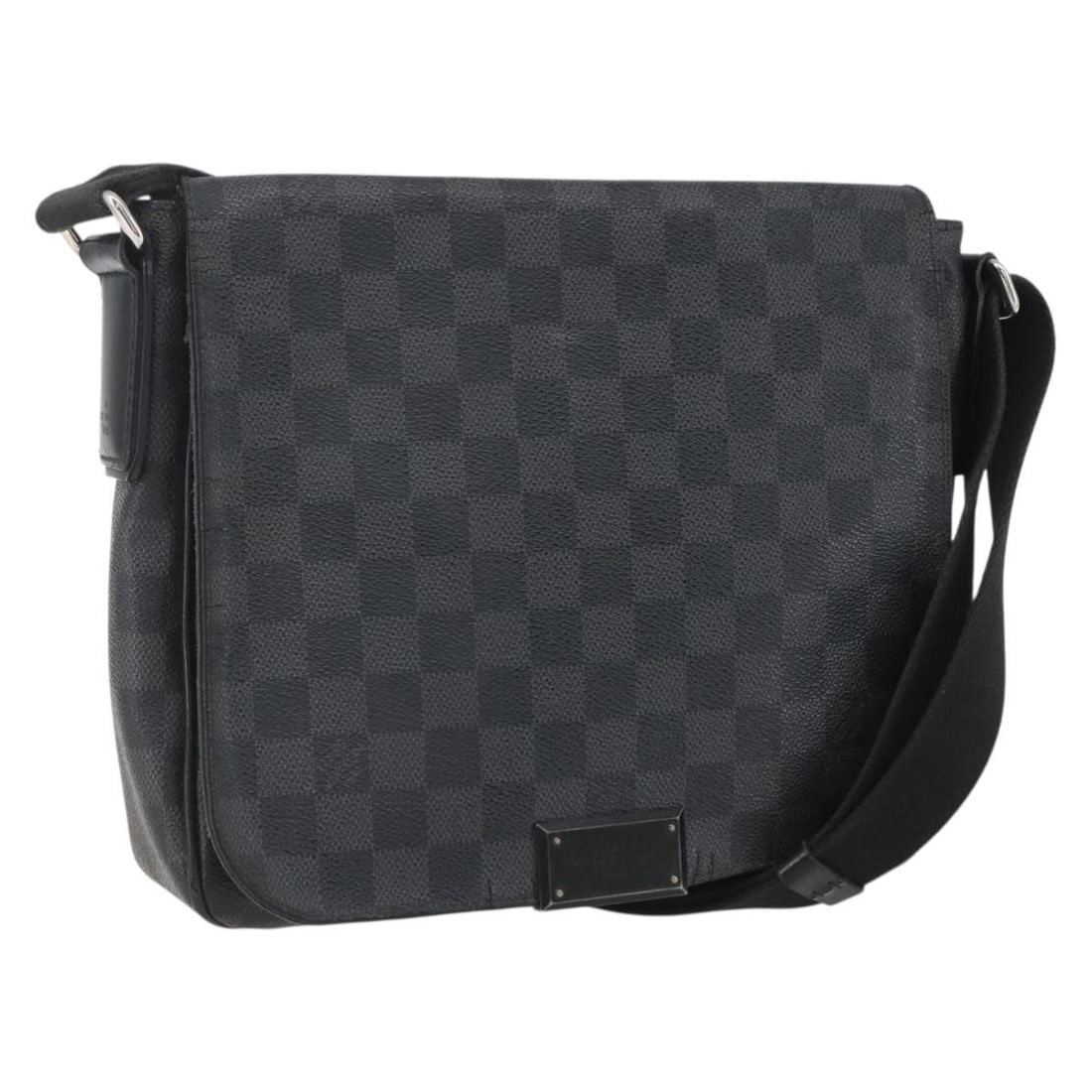 Louis Vuitton N41260 District PM Damier Graphite Shoulder Bag: Louis Vuitton N41260 District PM Damier Graphite Shoulder Bag Louis Vuitton District PM shoulder bag in Damier Graphite canvas. This France-made bag features a compact crossbody-style shoulder silhoue