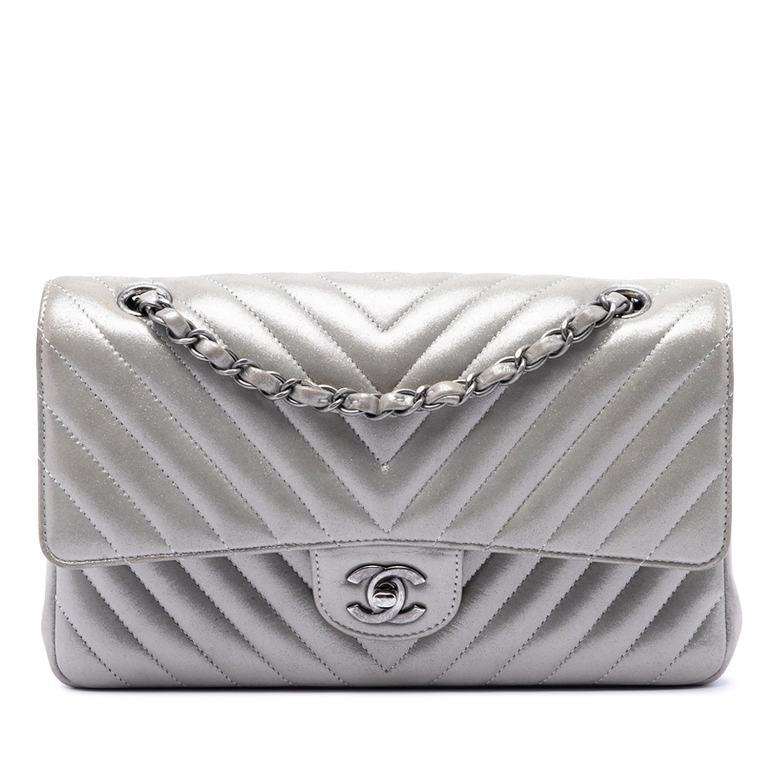Chanel Medium Classic Chevron Double Flap Shoulder Bag Iridescent Lambskin: Chanel Medium Classic Chevron Double Flap Shoulder Bag Iridescent Lambskin Chanel Medium Classic Chevron Iridescent Lambskin Double Flap shoulder bag in silver. This bag features a quilted lambskin le