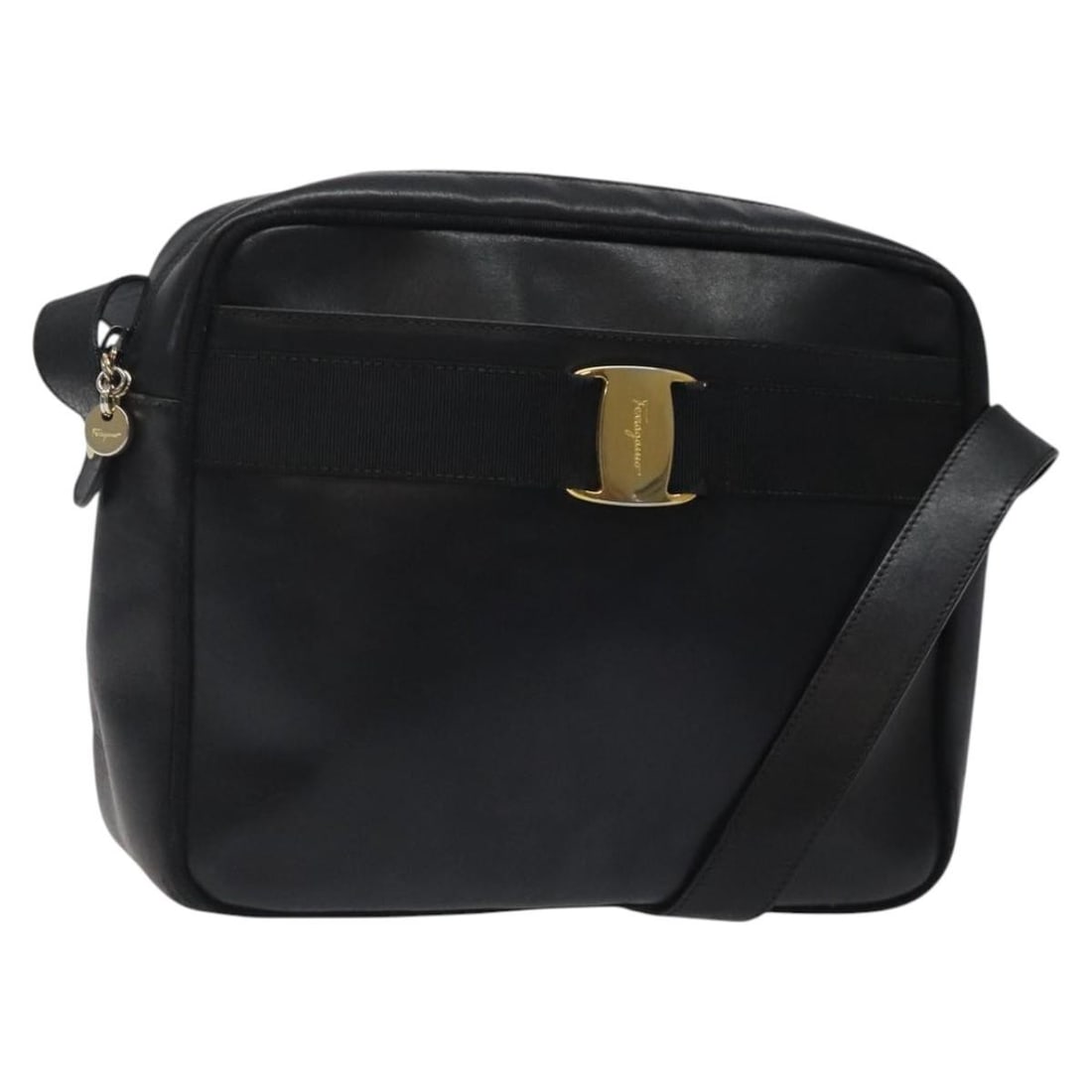 Black Leather Shoulder Bag Salvatore Ferragamo Vara Bow Camera: Black Leather Shoulder Bag Salvatore Ferragamo Vara Bow Camera This Salvatore Ferragamo Vara Bow camera shoulder bag is crafted from black leather and features the signature Vara bow detail. Designed 