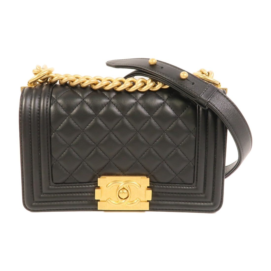 CHANEL Boy 20 Black Lambskin Chain Shoulder Bag CC GHW: CHANEL Boy 20 Black Lambskin Chain Shoulder Bag CC GHW Chanel Boy 20 chain shoulder bag in black lambskin leather with CC GHW styling. This women's shoulder bag features an interior open pocket and in