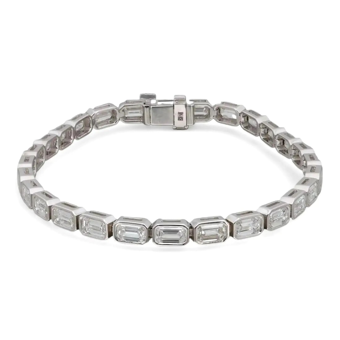 Rachel Koen 14K White Gold Tennis Bracelet 8.45 Cttw Lab Grown Diamonds: Rachel Koen 14K White Gold Tennis Bracelet 8.45 Cttw Lab Grown Diamonds Pre-owned tennis bracelet crafted in 14k white gold and set with lab-grown emerald-cut diamonds in bezel settings. This unisex p