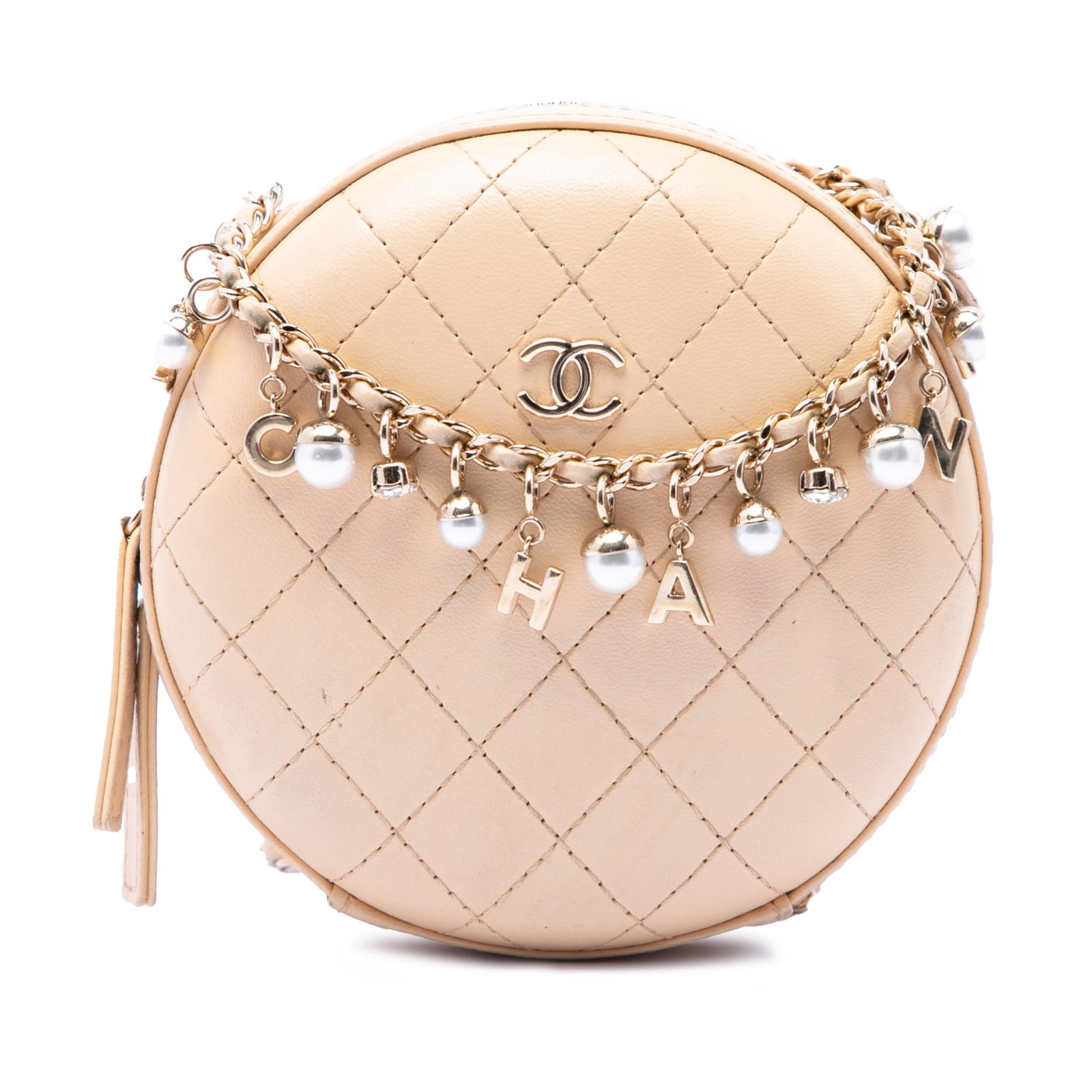Chanel Round Crossbody Bag Stitched Calfskin Pearl Strass Chain: Chanel Round Crossbody Bag Stitched Calfskin Pearl Strass Chain Round Chanel crossbody bag crafted in stitched calfskin leather with logo strass and pearl chain detailing. The design features a quilte