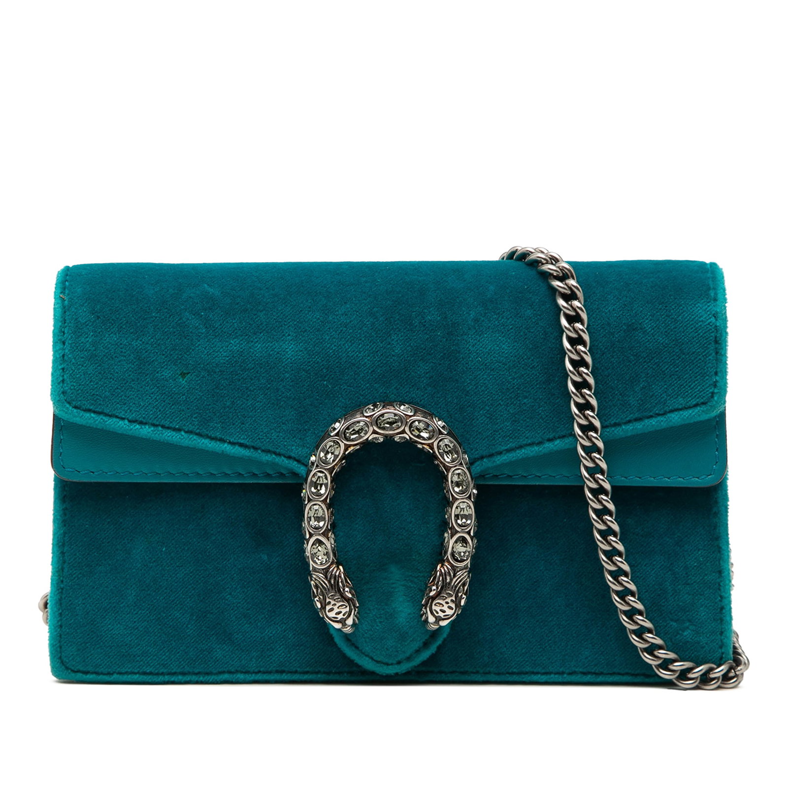 Gucci Dionysus Mini Blue Velvet Crossbody Bag: Gucci Dionysus Mini Blue Velvet Crossbody Bag Gucci Mini Dionysus crossbody bag crafted with a blue velvet body, leather trim, and a silver-tone chain strap. The design features a top flap with snap c