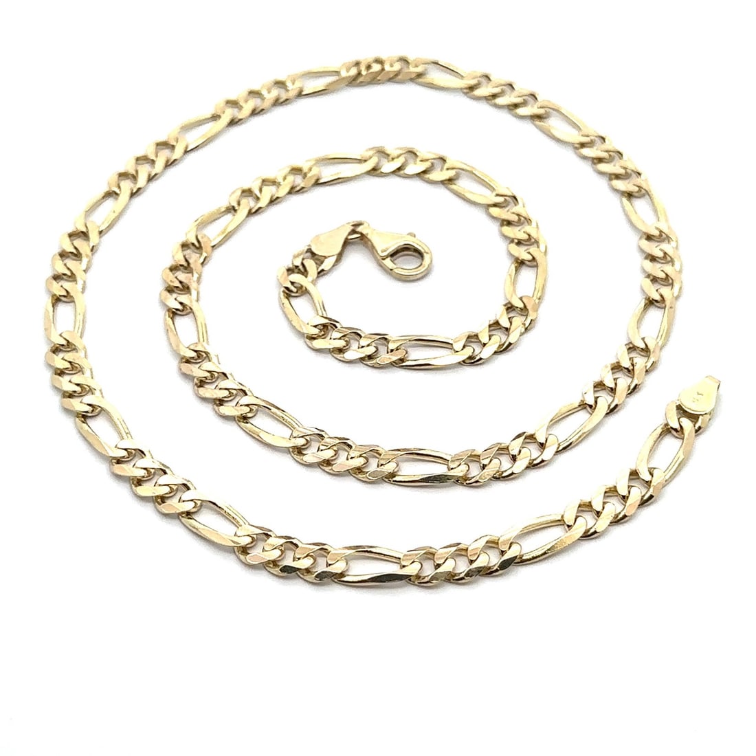 21 Inch 14k Yellow Gold Figaro Chain Necklace for Men 28.7 Grams: 21 Inch 14k Yellow Gold Figaro Chain Necklace for Men 28.7 Grams This men's classic Figaro link chain necklace is crafted from solid 14k yellow gold and features a lobster claw clasp. The necklace mea