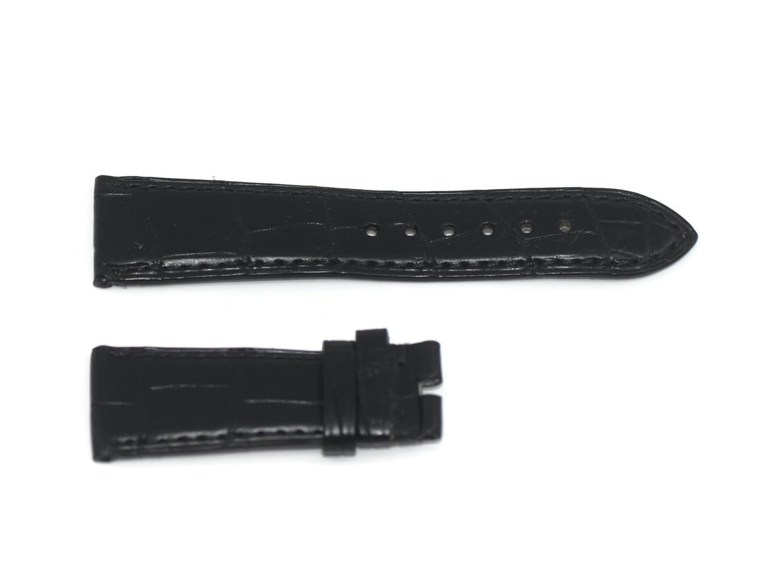 Authentic Omega Black Leather Watch Strap 19mm: Authentic Omega Black Leather Watch Strap 19mm This Omega wristwatch band features a classic black leather design, offering both style and durability. With a band width of 19 mm and a comfortable leng
