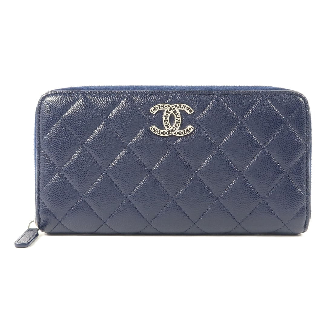 CHANEL CC zip around wallet navy calfskin silver tone: CHANEL CC zip around wallet navy calfskin silver tone CHANEL zip-around long wallet in navy calfskin leather with CC and silver-tone hardware. Designed for women, this wallet features a practical inte