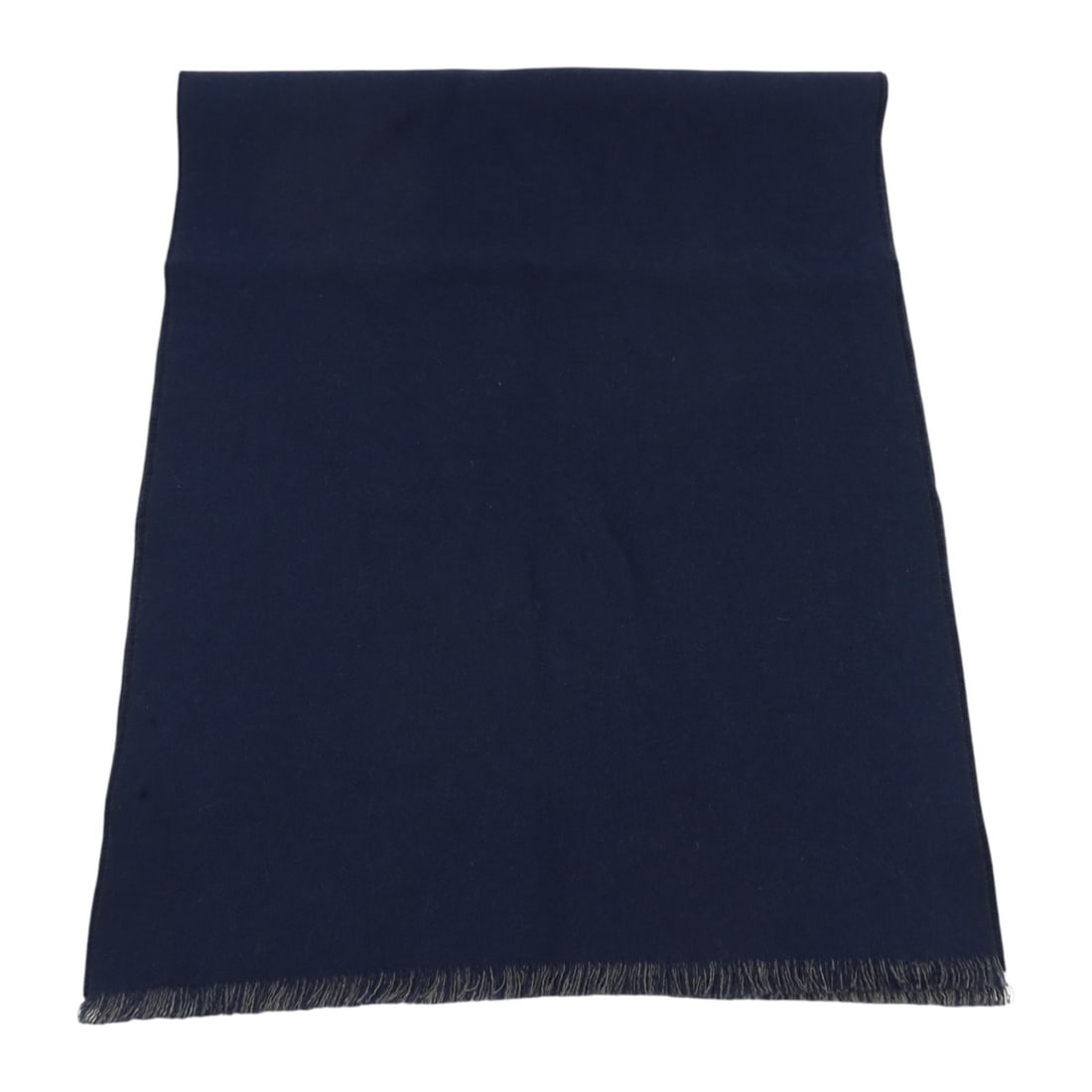 Gucci GG Wool Scarf 34x175cm Navy Dark Gray: Gucci GG Wool Scarf 34x175cm Navy Dark Gray A GUCCI GG wool scarf in navy and dark gray. It measures 175 cm x 34 cm and is described as pristine condition. Accessories are not included. Specifications