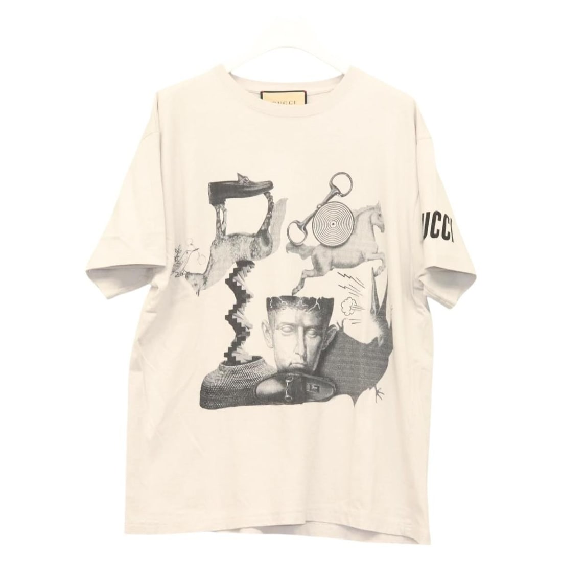 Gucci Light Gray Cotton T Shirt Womens Italy: Gucci Light Gray Cotton T Shirt Womens Italy Authentic Gucci light gray cotton shirt for women, made in Italy. This piece is crafted from 100% cotton and has a very good pre-owned condition with sligh