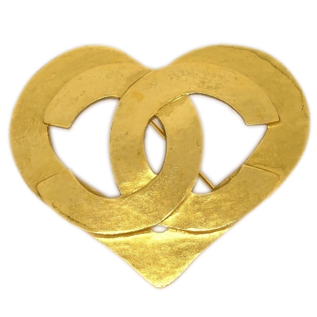 CHANEL 95P Gold Plated Heart Brooch Pin: CHANEL 95P Gold Plated Heart Brooch Pin Gold-plated Chanel brooch in a heart shape, marked 95P and made in France. This pin is described as being in very good condition and comes with no accessories. 