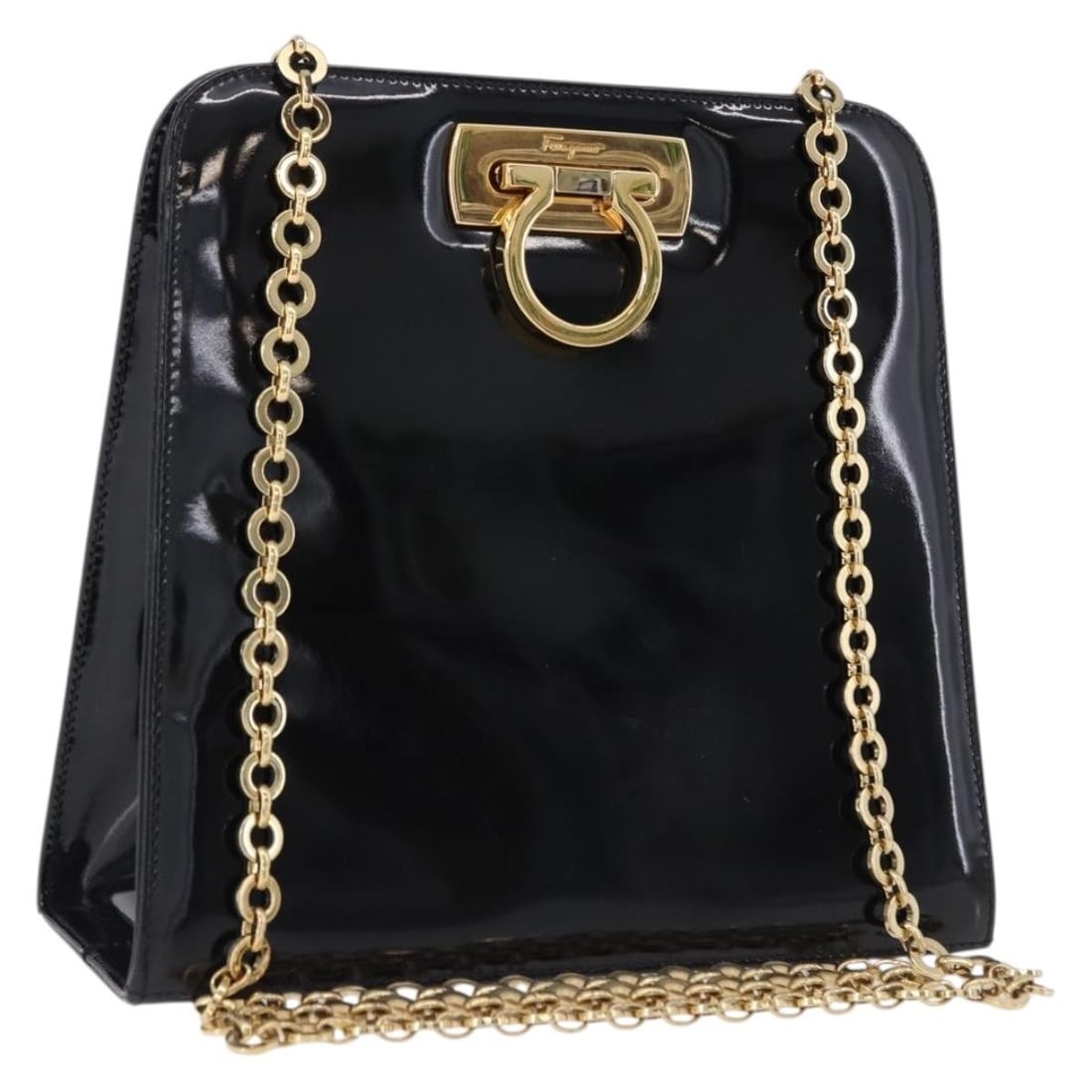 Patent Leather Handbag Salvatore Ferragamo Vintage Gancini Chain Black: Patent Leather Handbag Salvatore Ferragamo Vintage Gancini Chain Black Vintage Salvatore Ferragamo Gancini Chain handbag in black patent leather. This women's bag is made in Italy and remains in very 