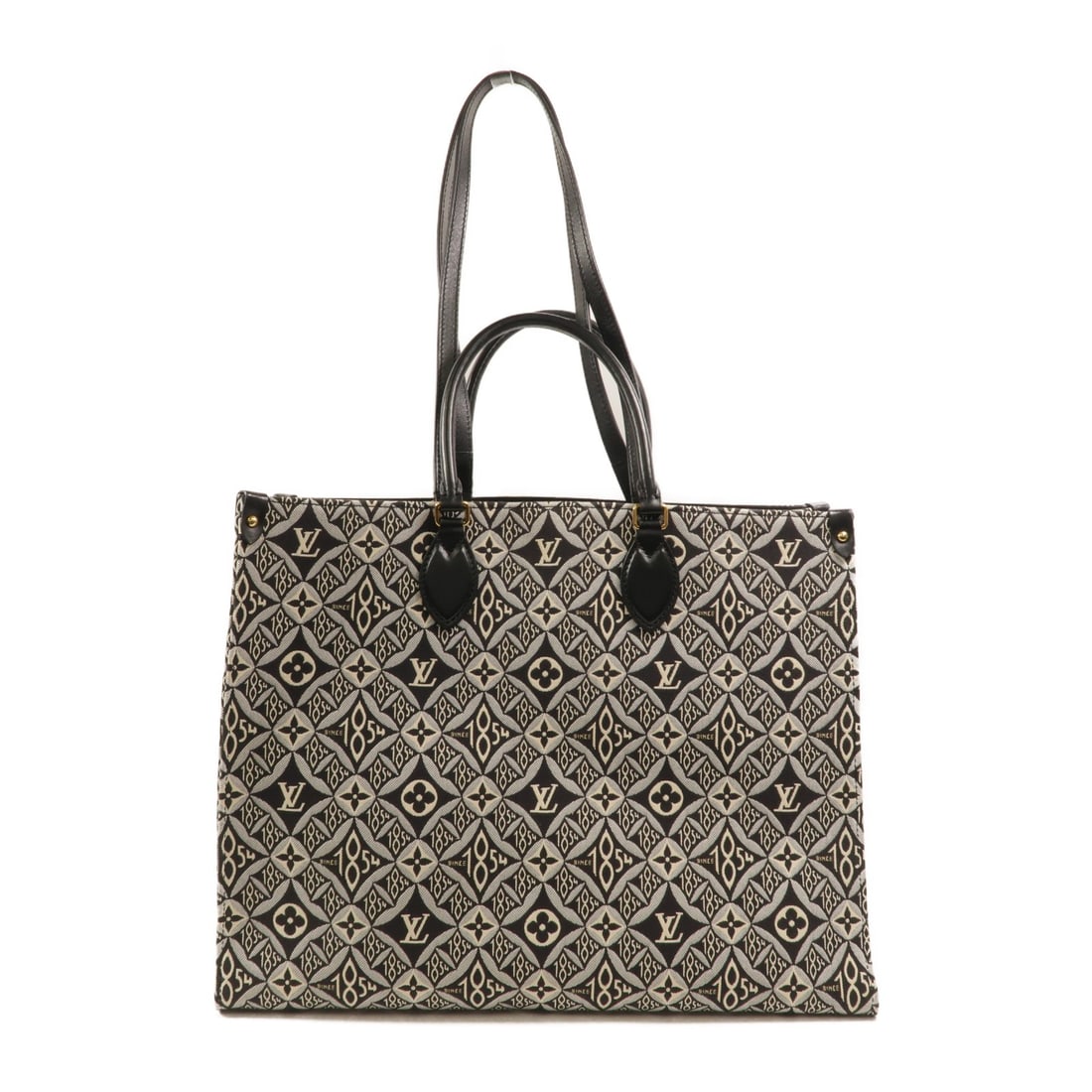 Louis Vuitton OnTheGo GM M57207 Monogram Jacquard 2 Way Shoulder Bag: Louis Vuitton OnTheGo GM M57207 Monogram Jacquard 2 Way Shoulder Bag Louis Vuitton OnTheGo GM 2-way shoulder bag in Monogram Jacquard and canvas. This women's bag features a black and white colorway, 