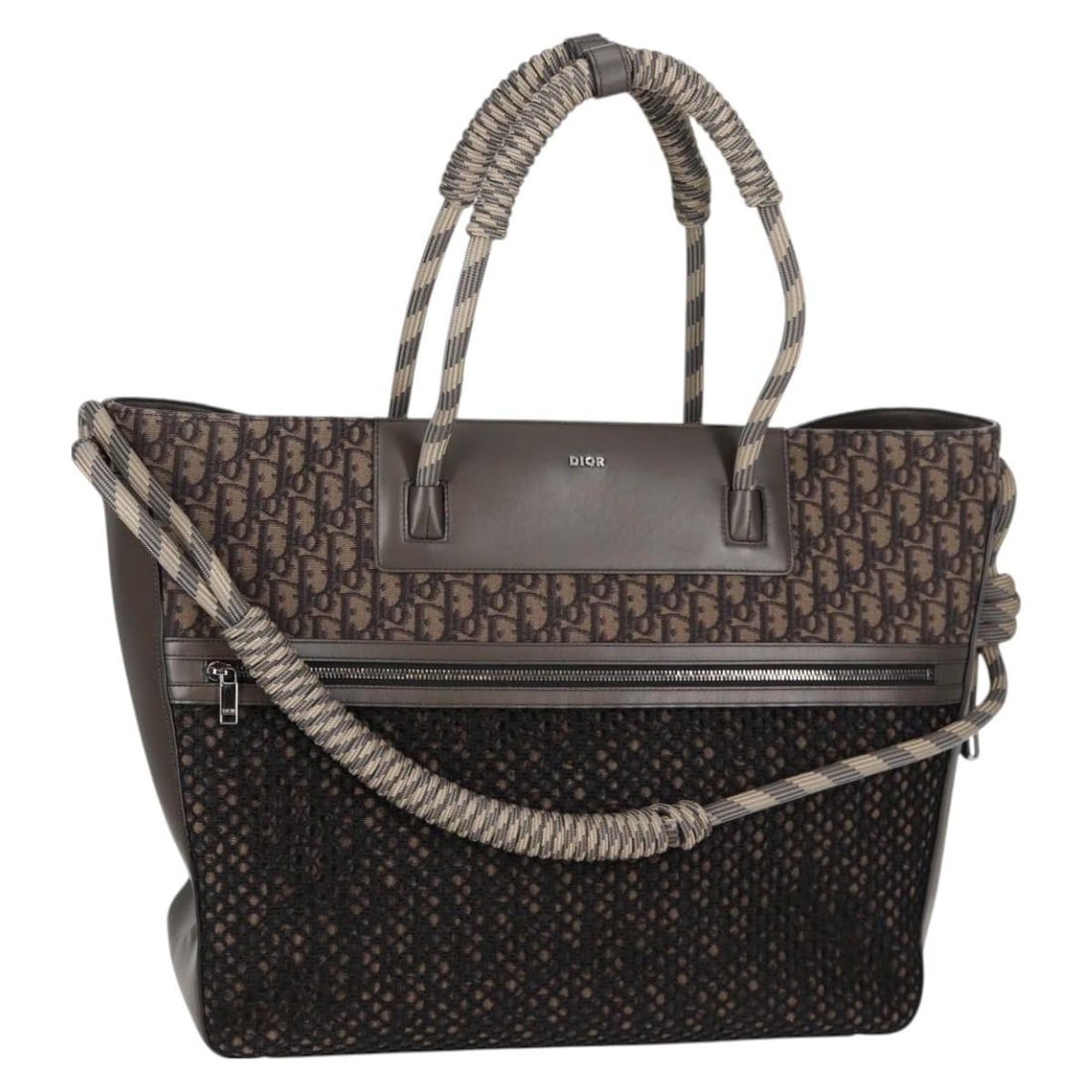 Christian Dior Trotter Canvas Tote Gray Silver with Dust Bag: Christian Dior Trotter Canvas Tote Gray Silver with Dust Bag Authentic Christian Dior tote bag in gray and silver Trotter canvas. Made in Italy, this women's tote includes a dust bag and features a sp