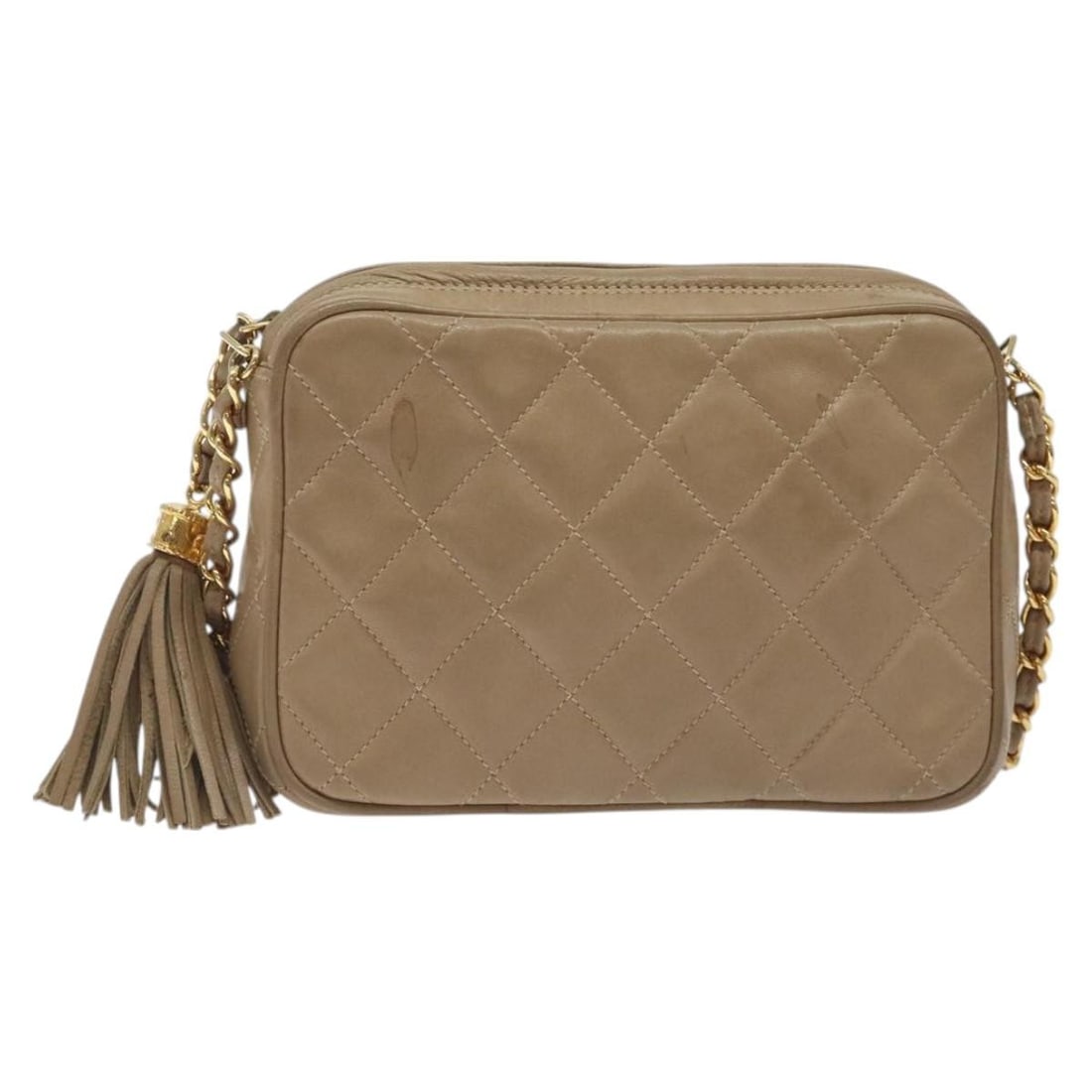 Chanel Beige Quilted Leather Vintage Diamond CC Camera Bag: Chanel Beige Quilted Leather Vintage Diamond CC Camera Bag This Chanel Vintage Diamond CC Camera Bag features a quilted beige leather exterior with the iconic CC logo. Designed for women, the bag is c