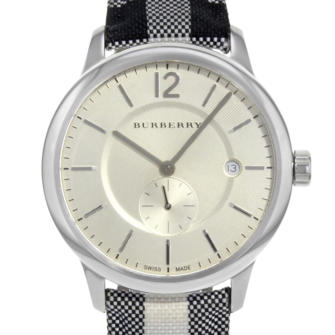 Burberry Classic Round Silver Dial Quartz Watch BU10002: Burberry Classic Round Silver Dial Quartz Watch BU10002 Experience luxury and precision with the Burberry The Classic Round Silver Dial Steel Quartz Men's Watch. This exquisite timepiece features a po
