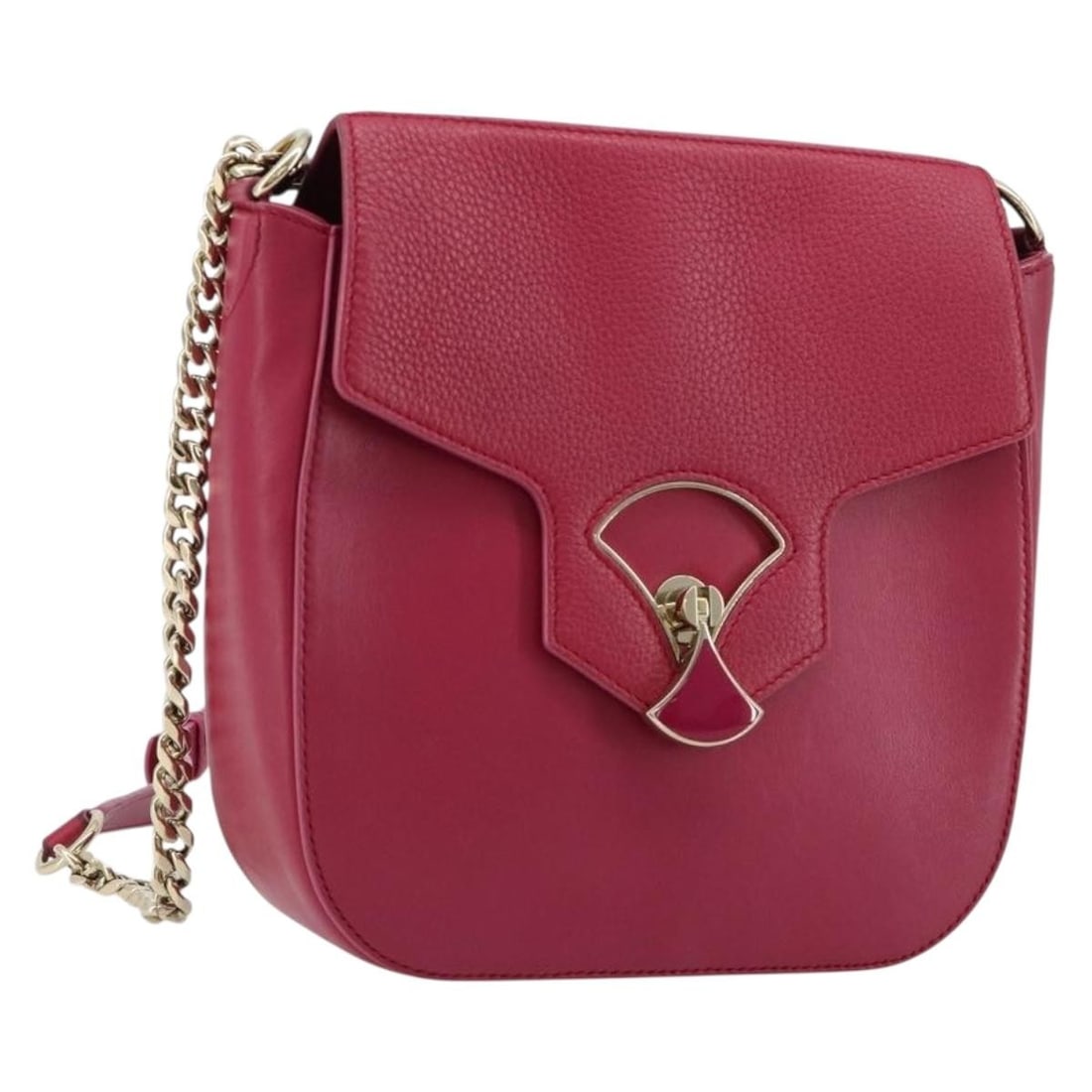 BVLGARI Leather Shoulder Bag Pink Gold Chain Strap Italy: BVLGARI Leather Shoulder Bag Pink Gold Chain Strap Italy Bvlgari shoulder bag in pink and gold leather, made in Italy. This women's bag features a chain shoulder strap and a compact silhouette. It is 