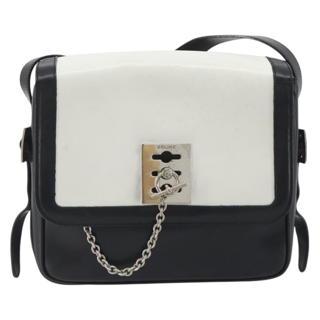 Celine Vintage White Leather Handbag 23cm Italy: Celine Vintage White Leather Handbag 23cm Italy Vintage Celine leather bag in white with a structured silhouette and made in Italy. This pre-owned piece shows overall wear consistent with use, includi