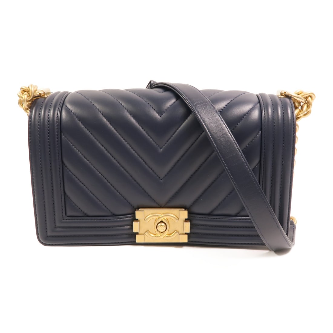 CHANEL Boy 25 A67086 Lambskin Shoulder Bag Navy Blue: CHANEL Boy 25 A67086 Lambskin Shoulder Bag Navy Blue CHANEL Boy 25 chain shoulder bag in blue lambskin leather with CC GHW styling. This women's shoulder bag features a flap design with one interior o